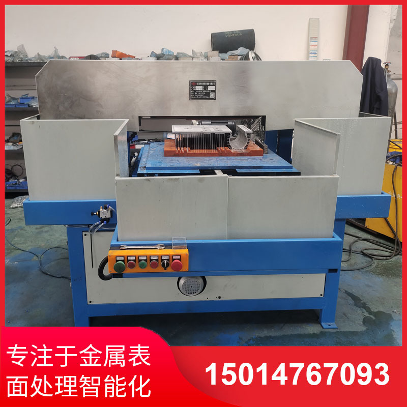 鋁(lv)材直(zhi)紋(wen)拉(la)絲(si)機(ji)生産供應(ying)